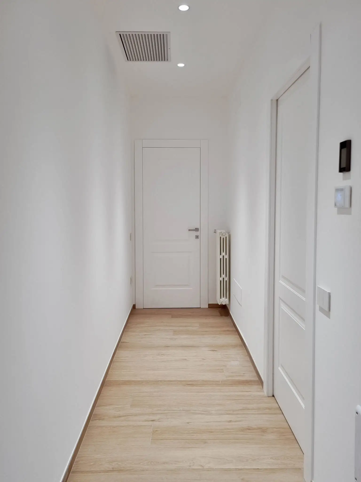 672153262 1550346200425484 3366842123779823524 N (1) - Porte interne in legno massello e portoni blindati di sicurezza | Quattroper